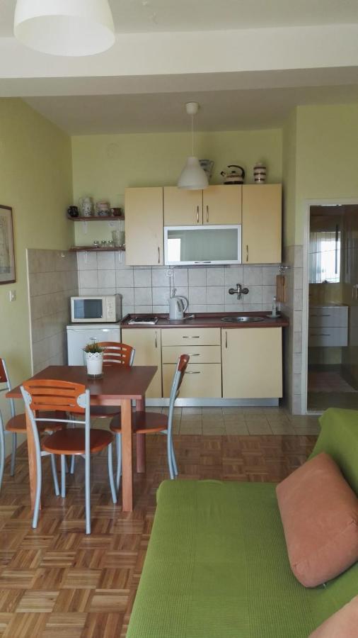 Apartment Dalma Podgora Exterior foto
